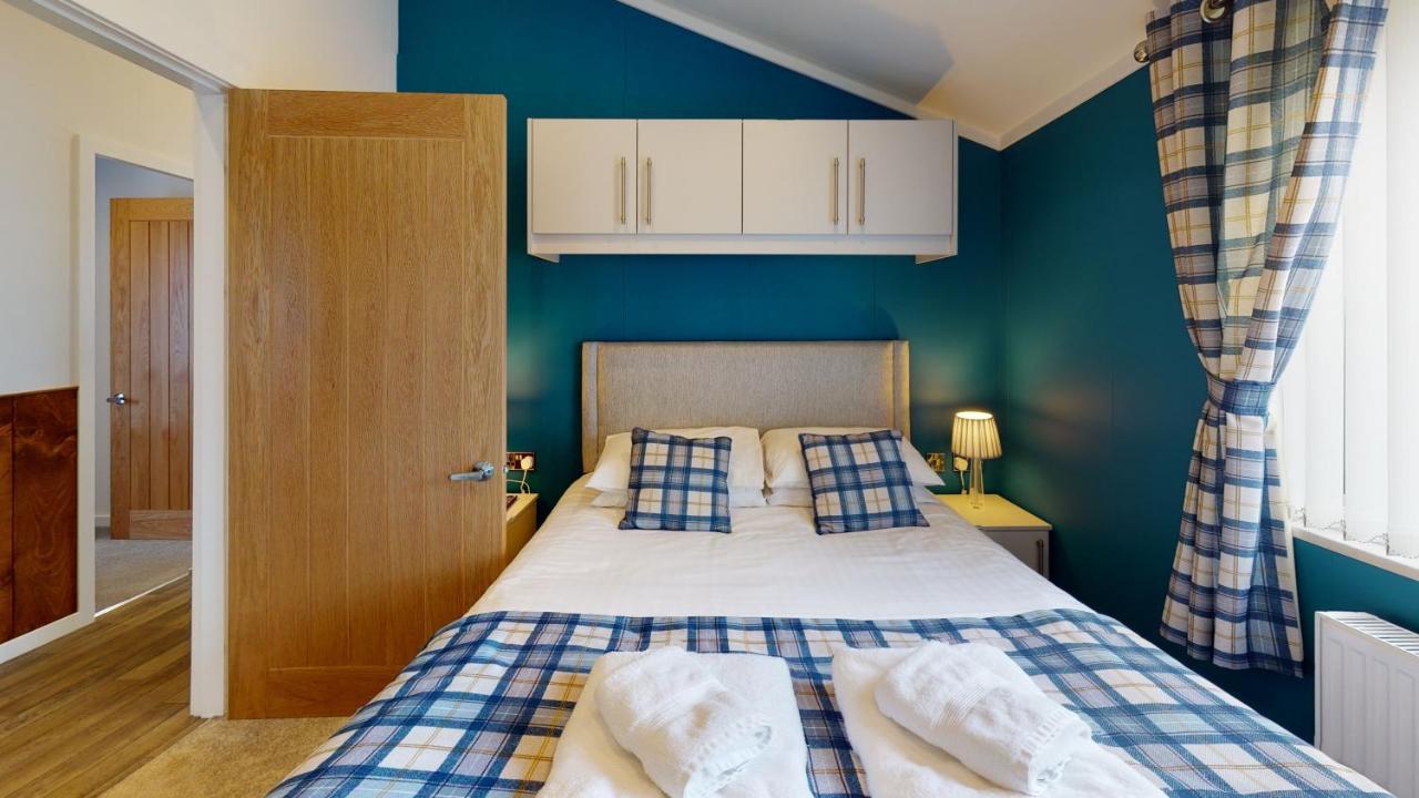 Brackenborough Lakes Resort Лаут Экстерьер фото